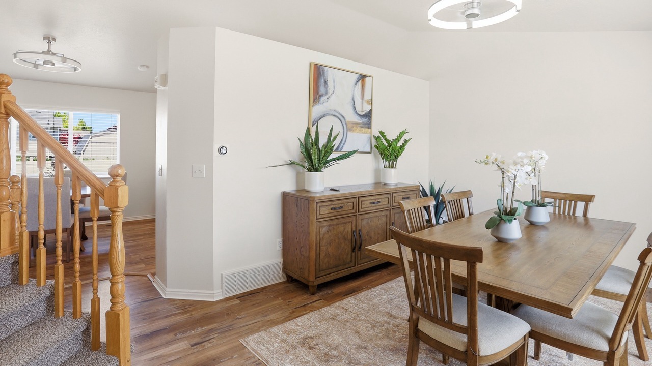 Photo of Others in Roy