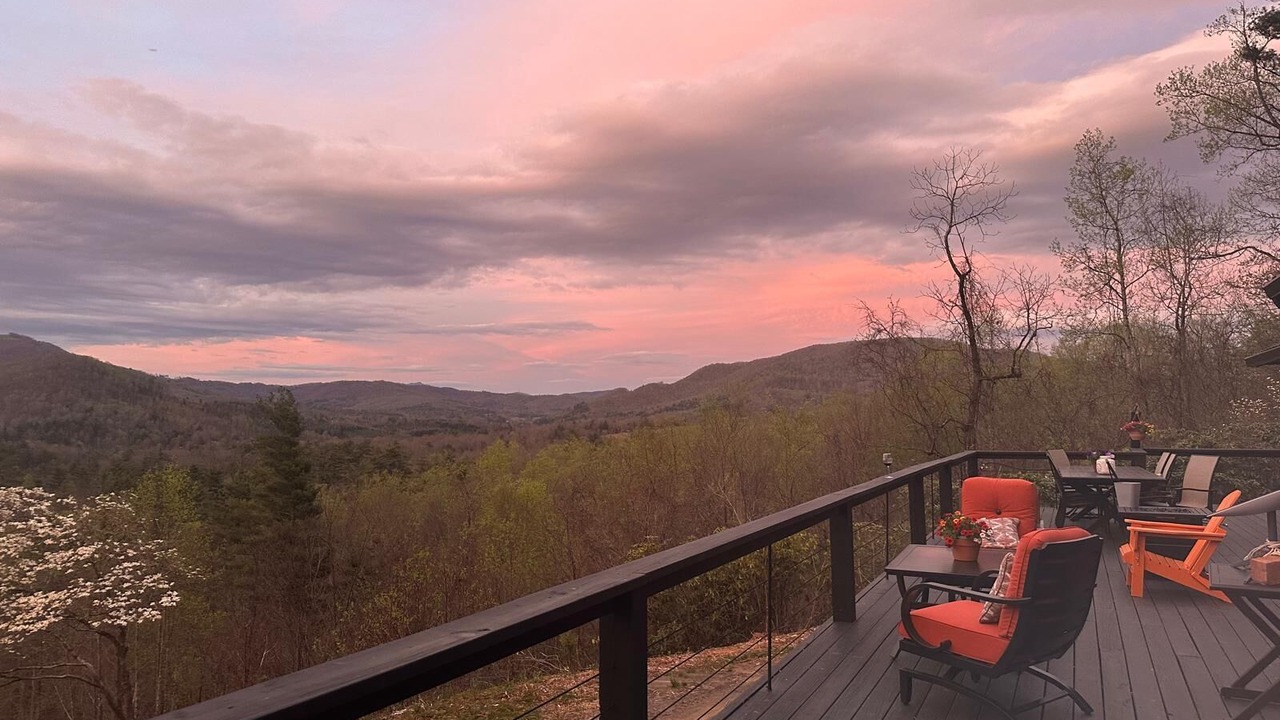 Photo of Outdoor in Spruce Pine