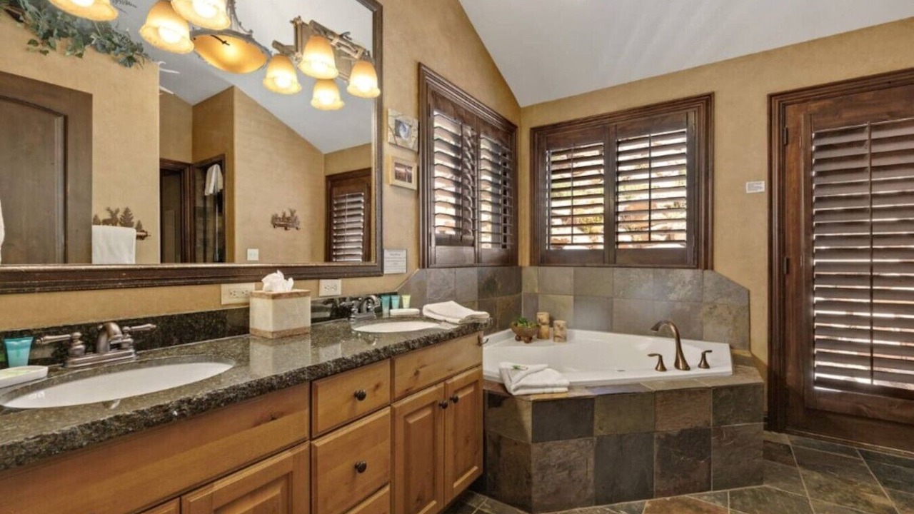Photo of Bathroom in Deer Valley