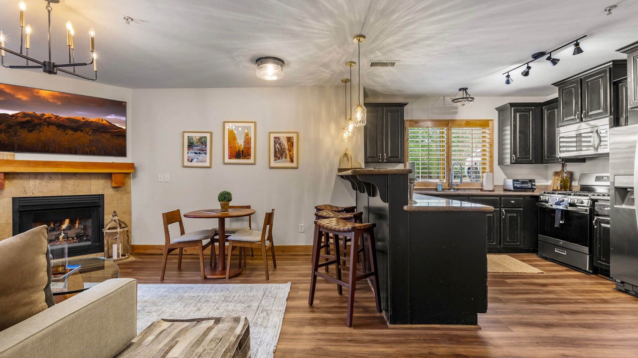 Photo of Livingroom in Bear Hollow Village