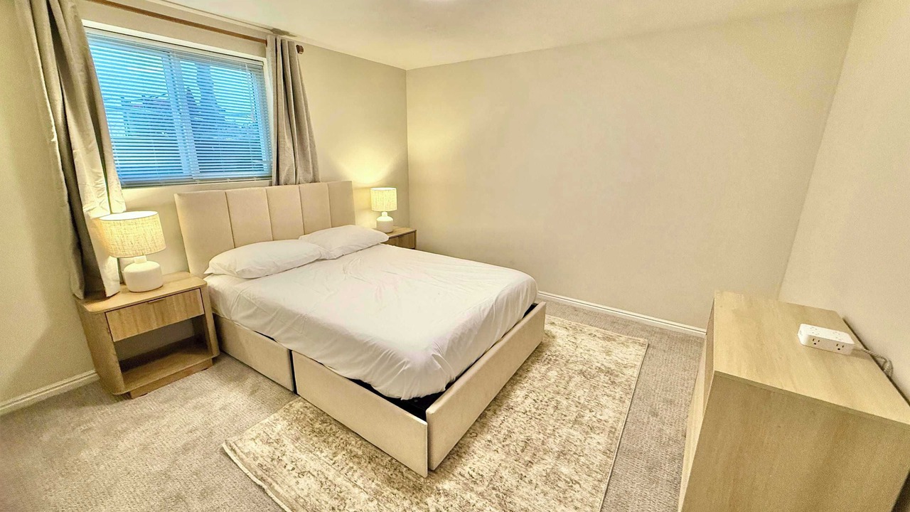 Photo of Bedroom in Sandy