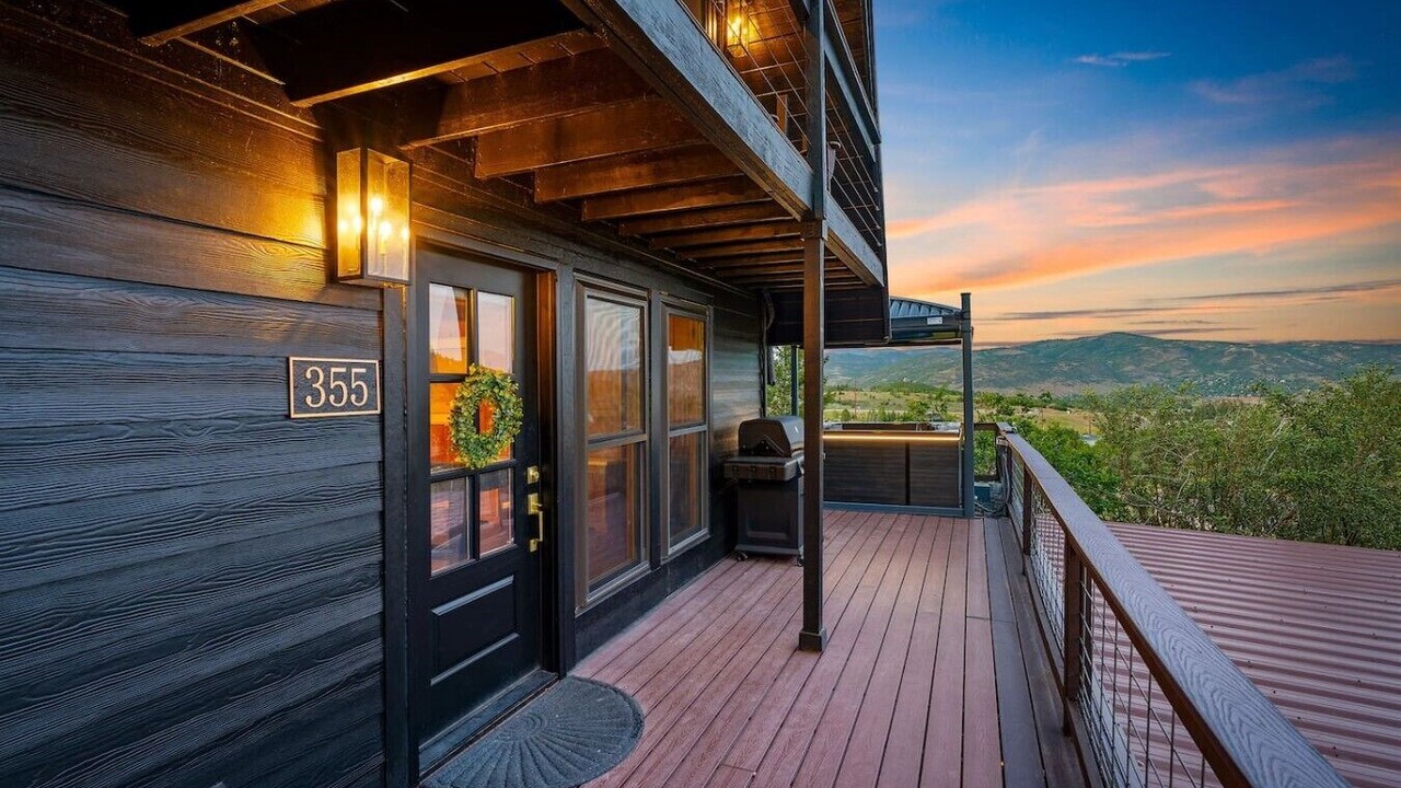 Photo of Patio Balcony in Summit Park