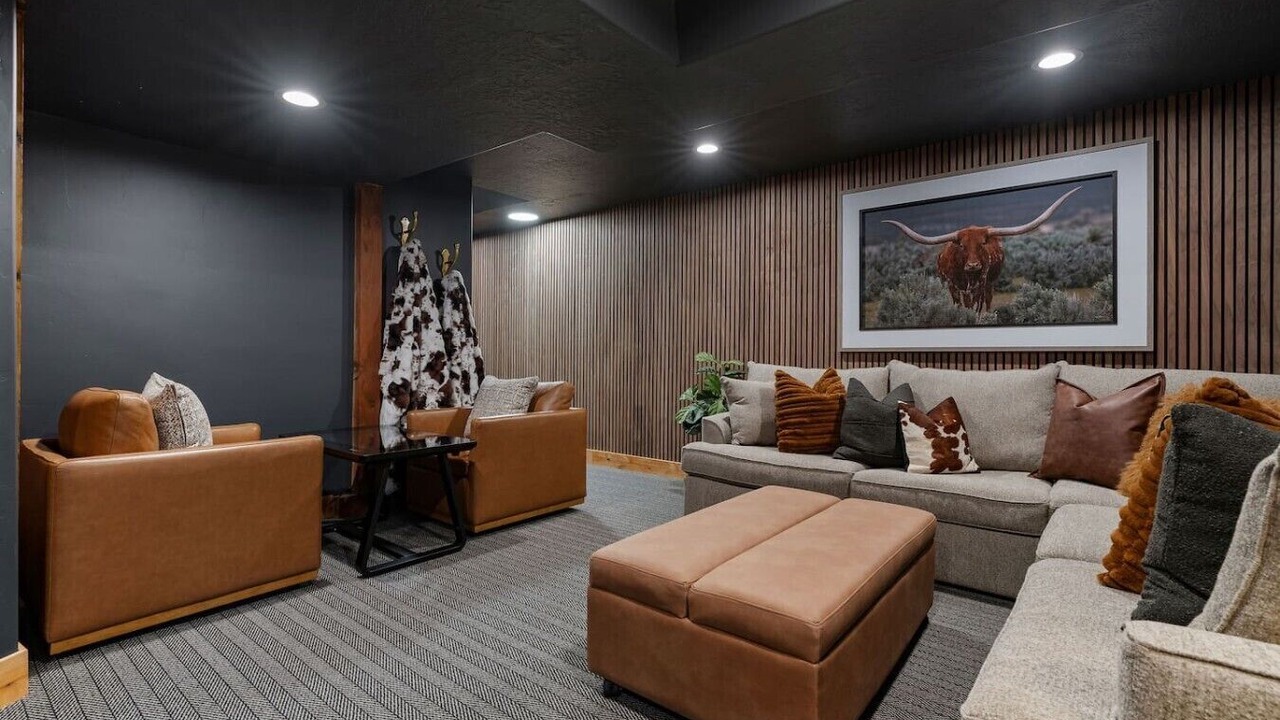 Photo of Livingroom in Summit Park