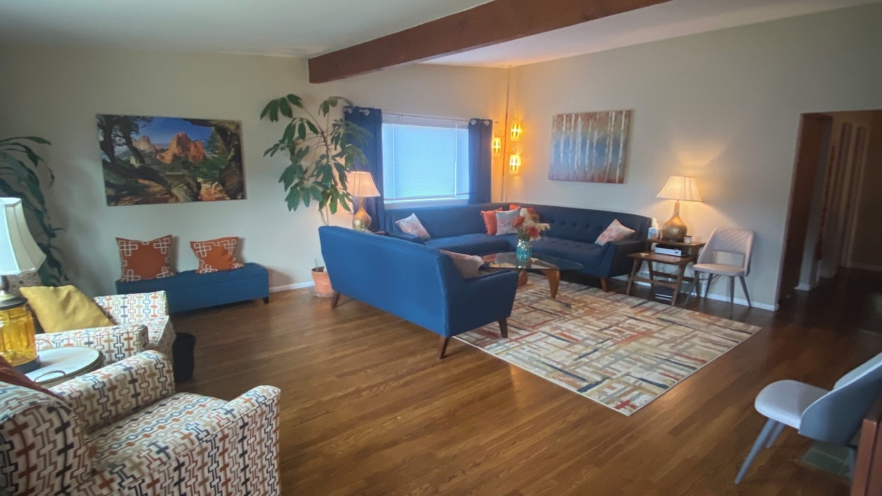Photo of Livingroom in Southwest Colorado Springs