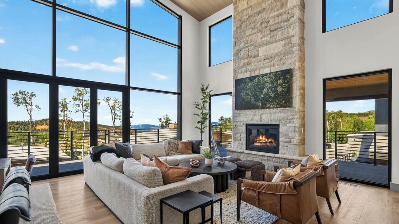 Photo of Livingroom in Brian Head