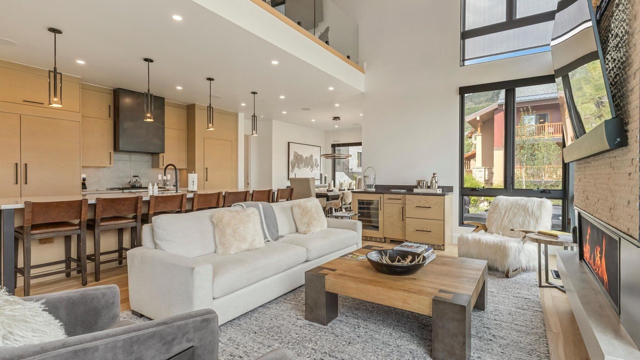 Photo of Livingroom in Park City