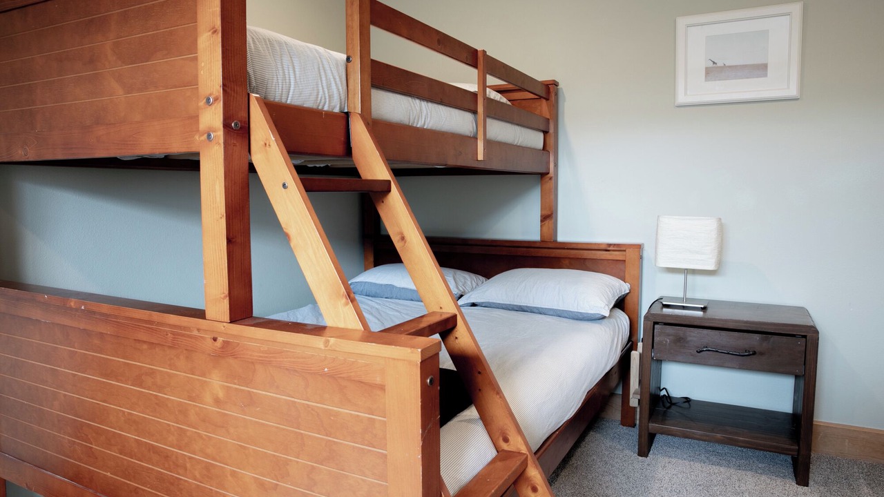 Photo of Bedroom in Lake Creek Estates