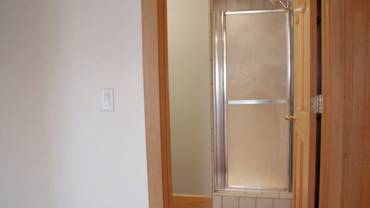 Photo of Bathroom in Lake Creek Estates