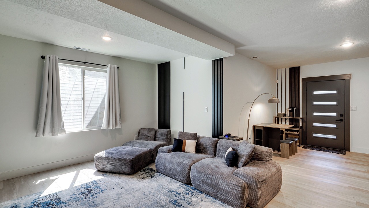 Photo of Livingroom in Tooele
