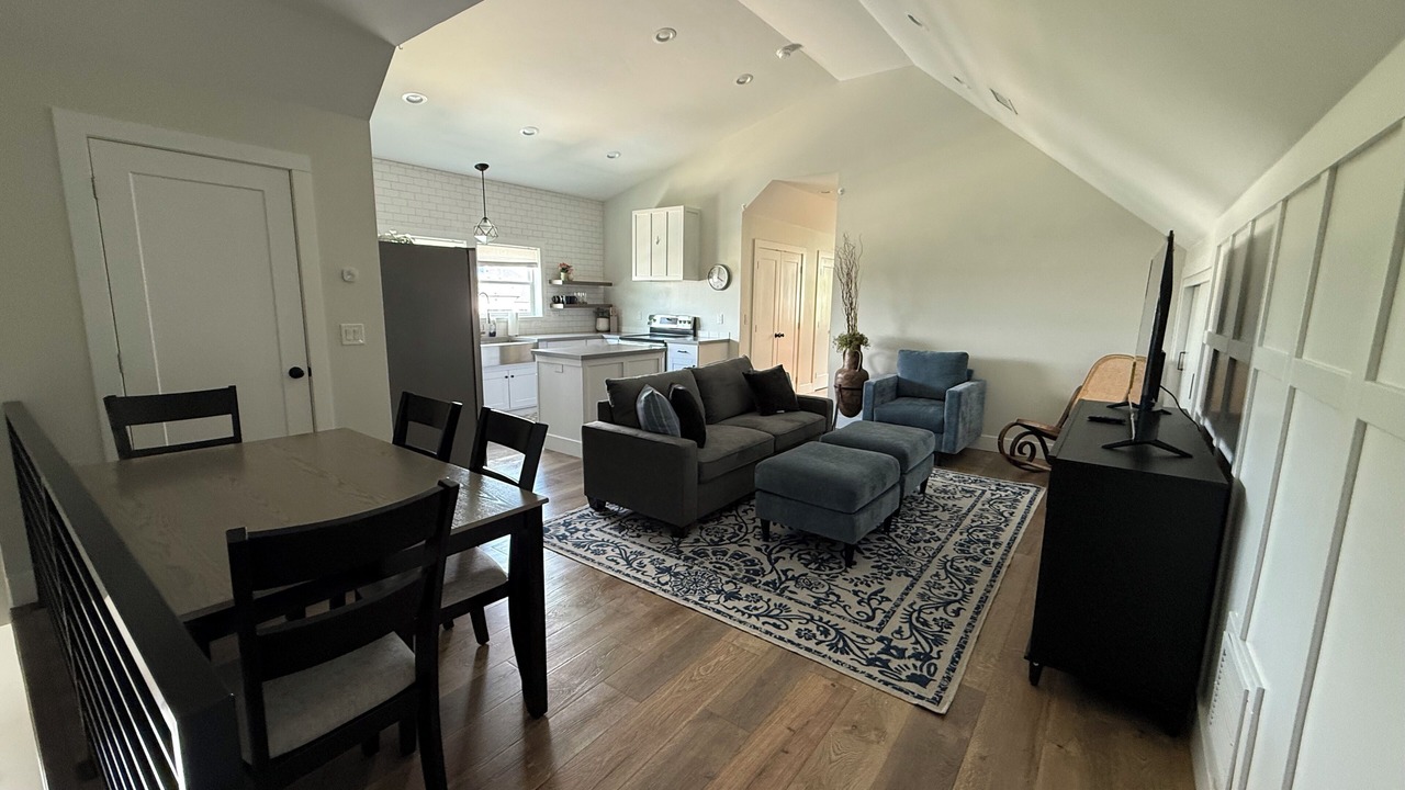 Photo of Livingroom in Pleasant Grove