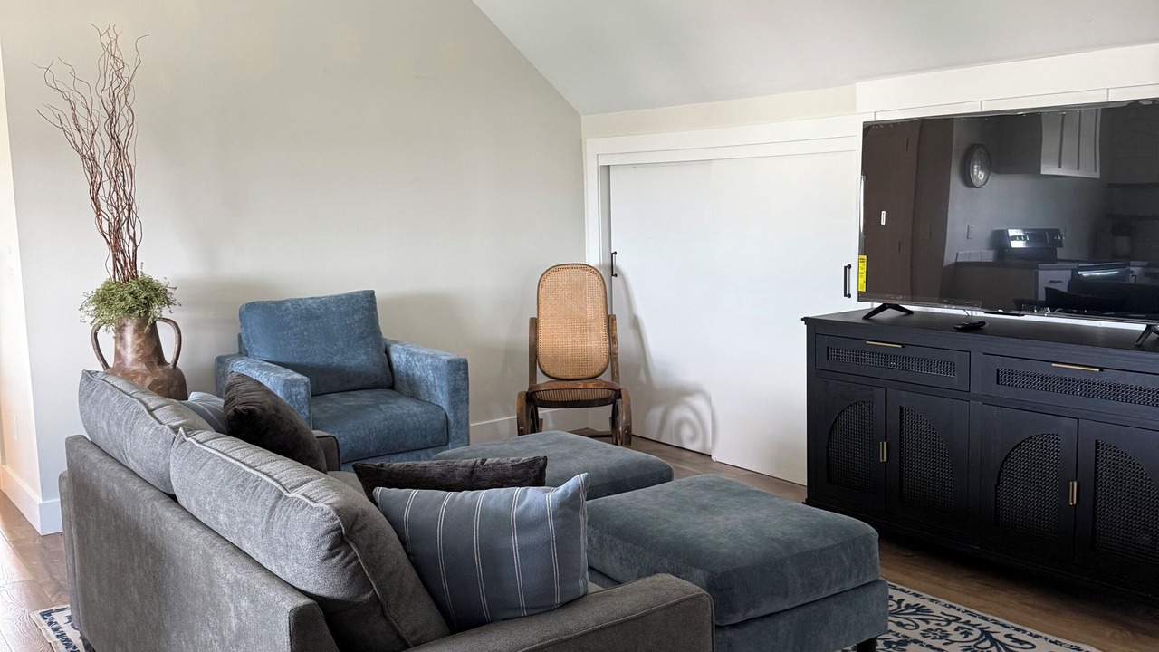 Photo of Livingroom in Pleasant Grove