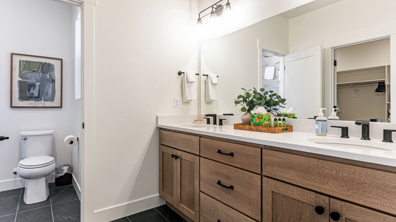 Photo of Bathroom in Deer Mountain
