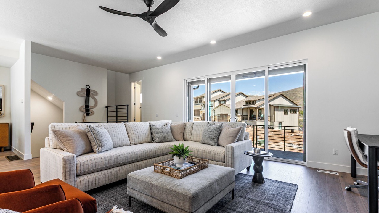 Photo of Livingroom in Deer Mountain