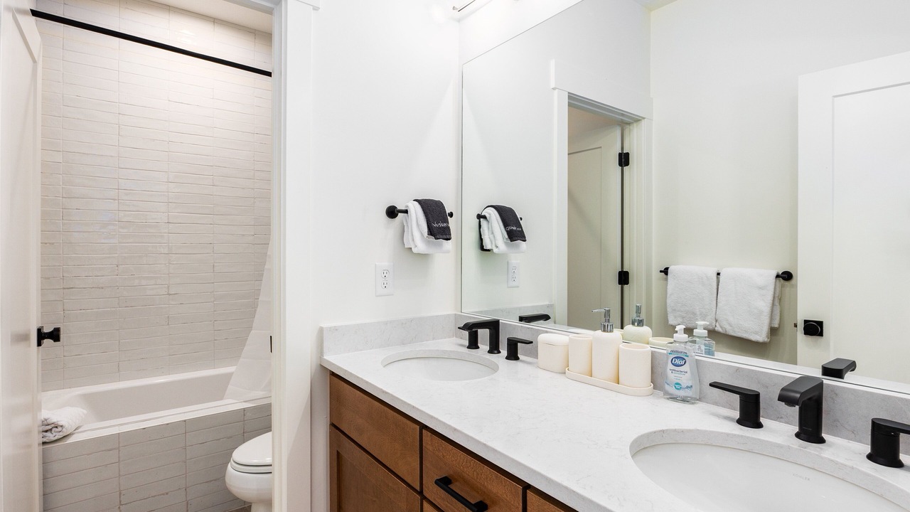 Photo of Bathroom in Deer Mountain