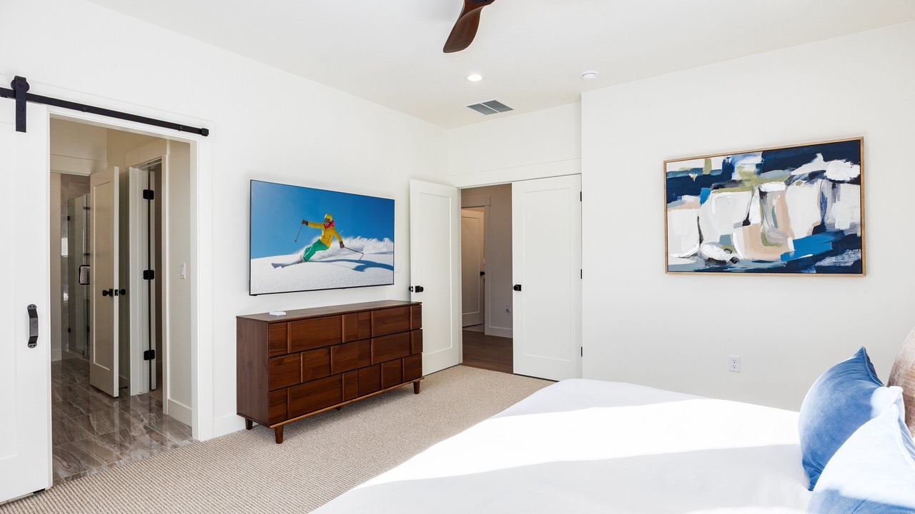 Photo of Bedroom in Deer Mountain