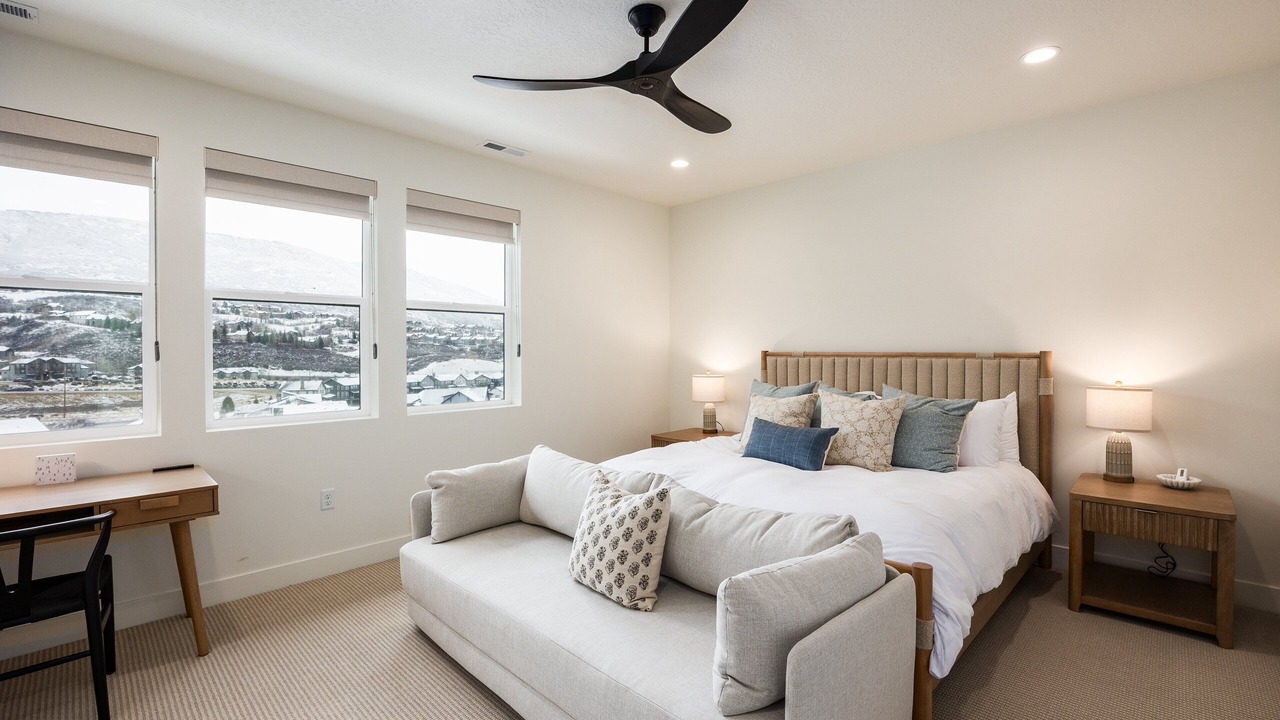 Photo of Bedroom in Deer Mountain