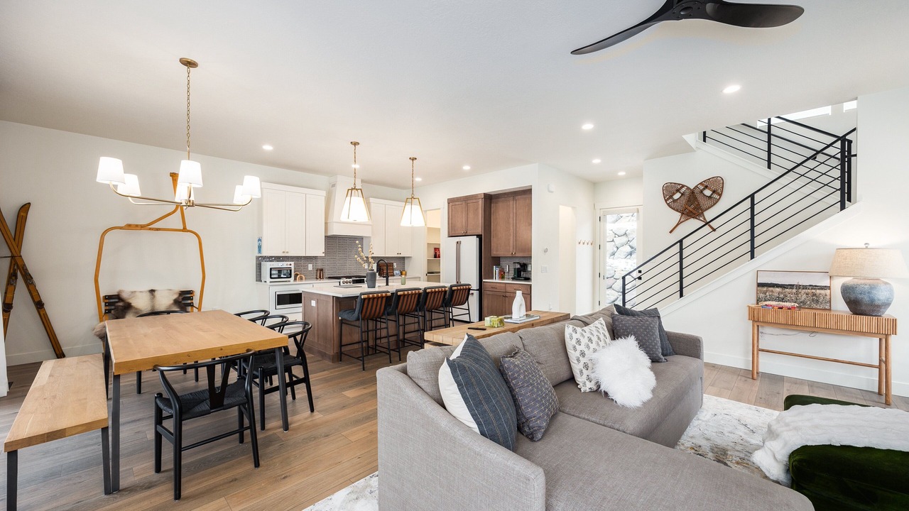 Photo of Livingroom in Deer Mountain
