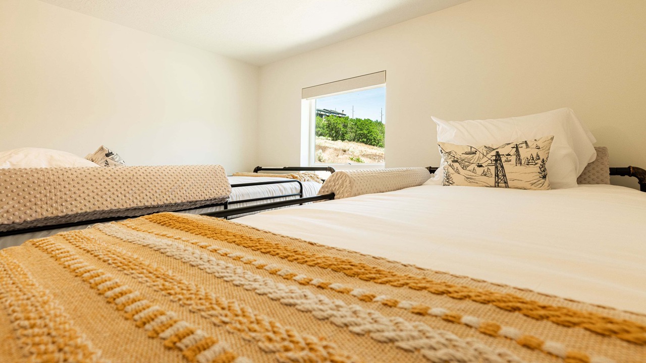 Photo of Bedroom in Deer Mountain