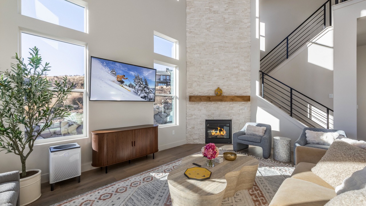Photo of Livingroom in Deer Mountain
