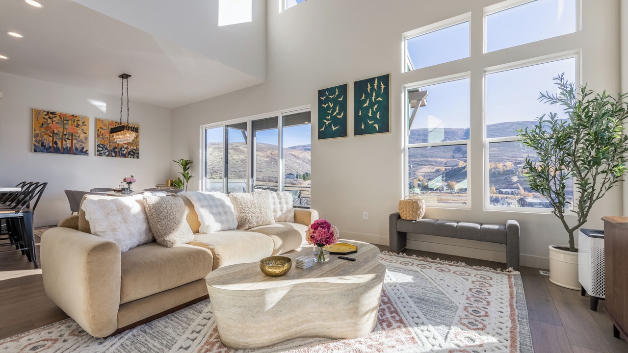 Photo of Livingroom in Deer Mountain
