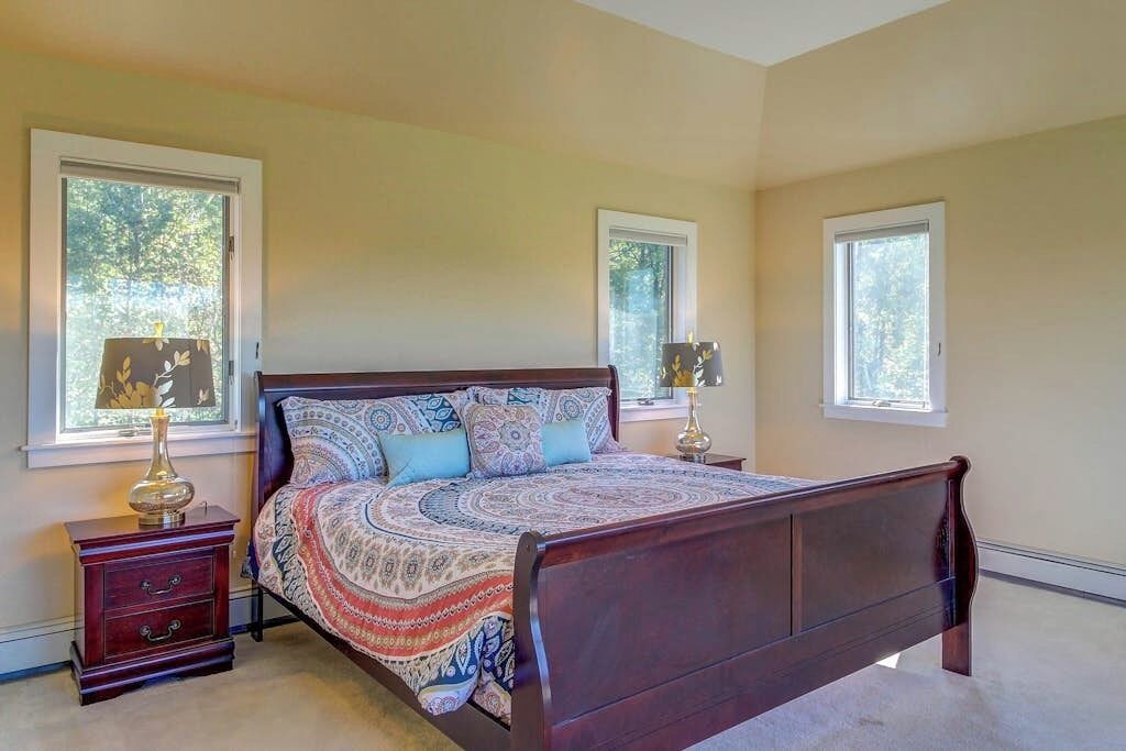 Photo of Bedroom in Brownsville