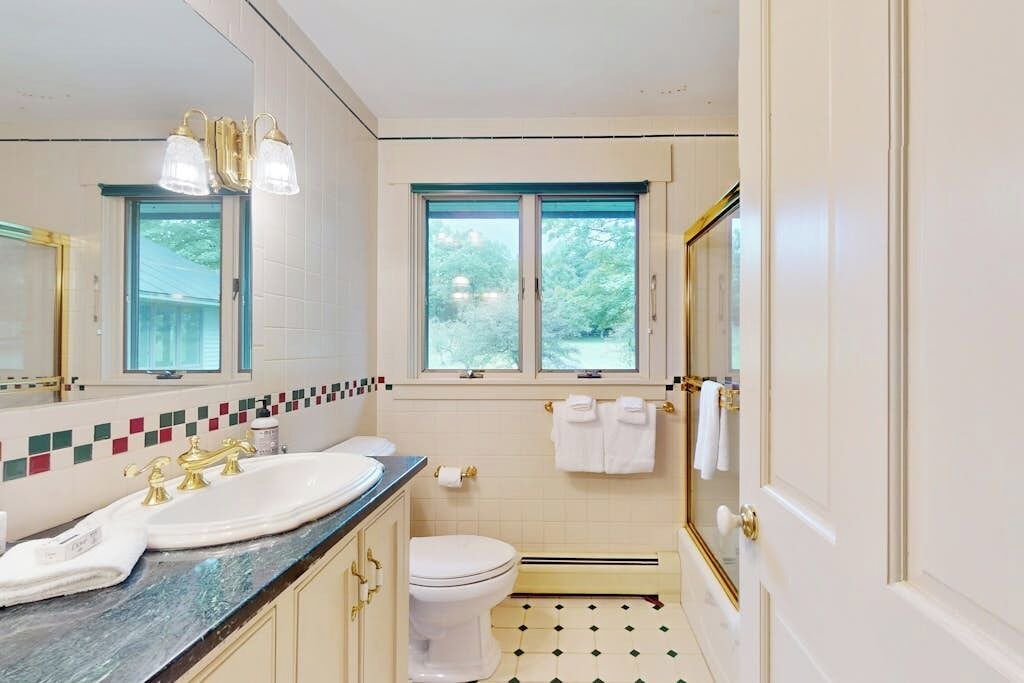 Photo of Bathroom in Woodstock