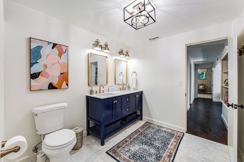 Photo of Bathroom in Cedar Glen