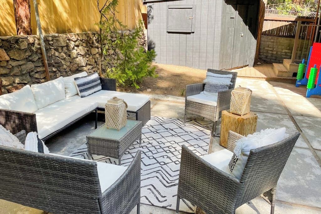 Photo of Patio Balcony in Cedar Glen