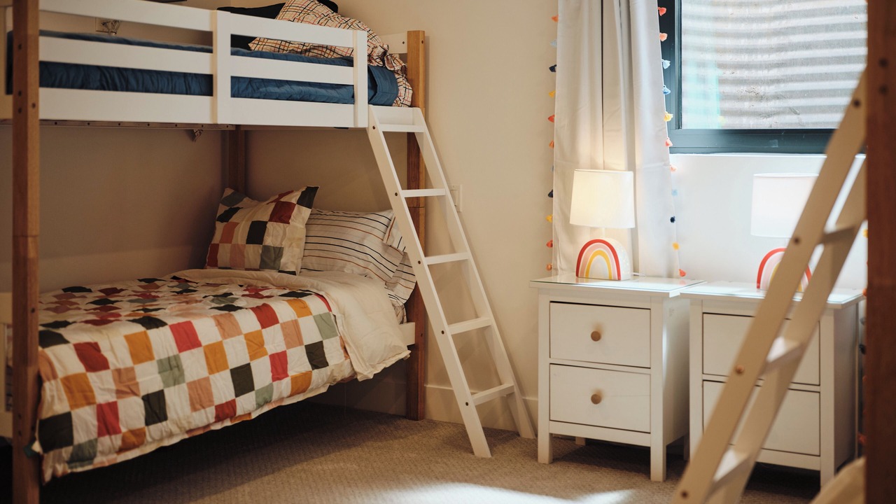 Photo of Bedroom in Sandy