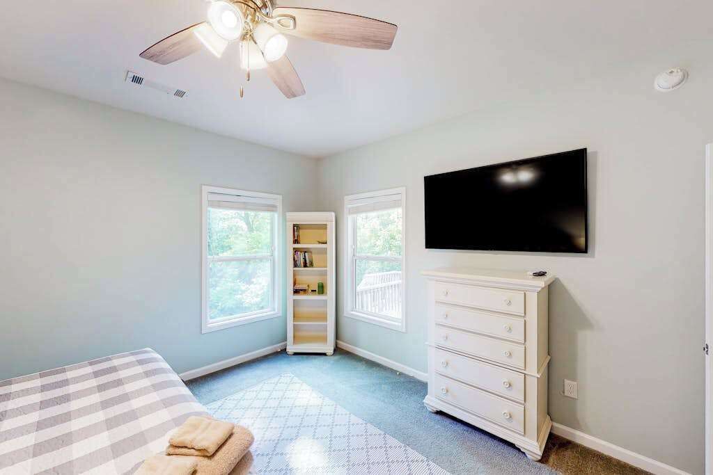 Photo of Bedroom in Woodfin