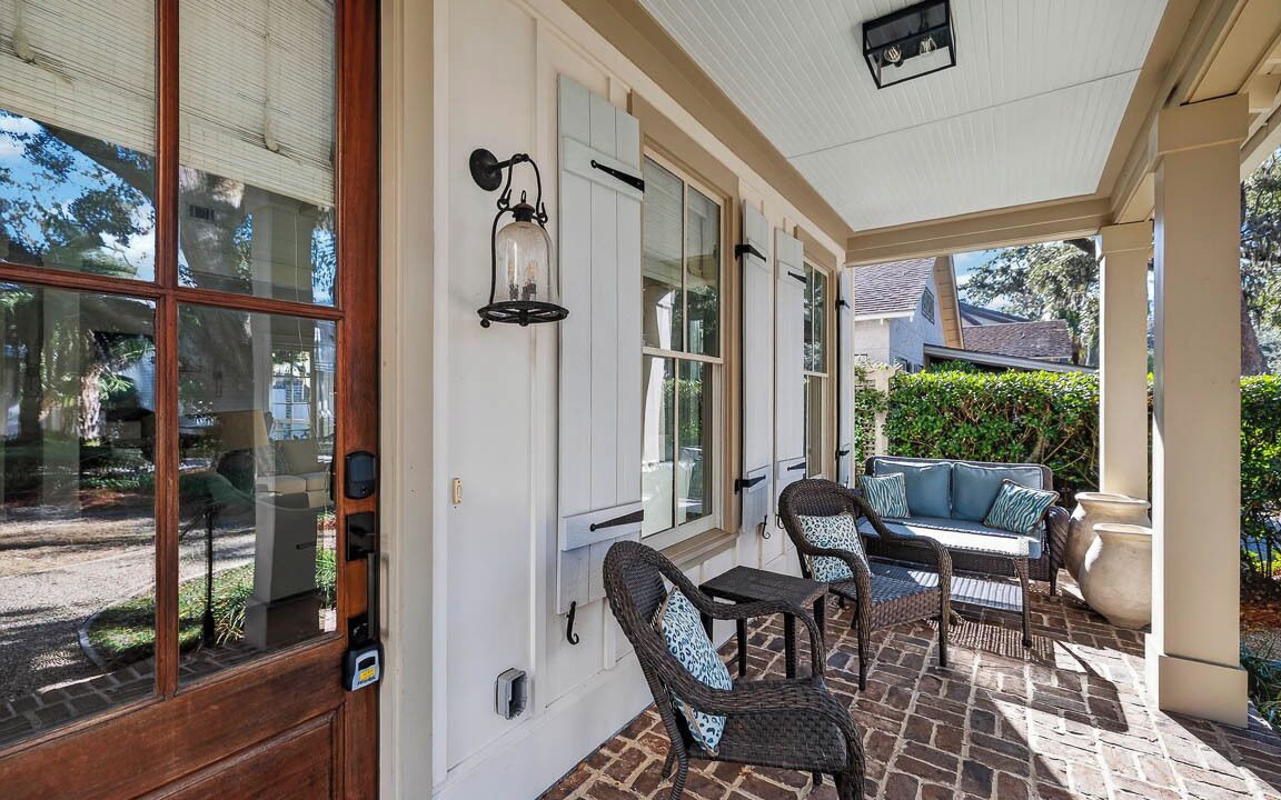 Photo of Patio Balcony in King City