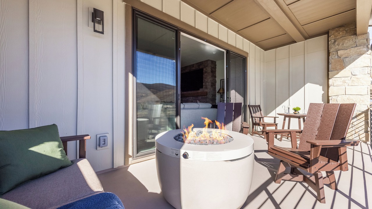 Photo of Patio Balcony in Deer Mountain