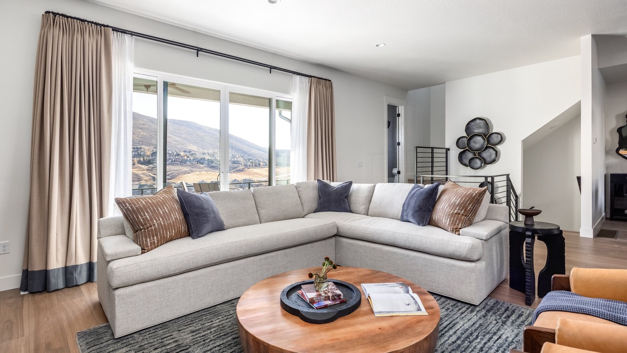 Photo of Livingroom in Deer Mountain