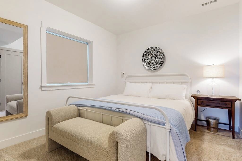 Photo of Bedroom in Sweetwater