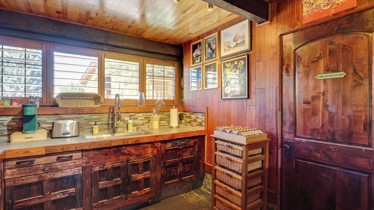 Photo of Kitchen in Sandy
