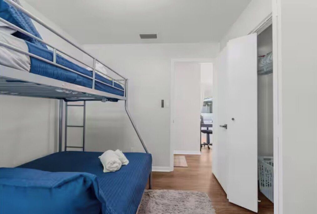 Photo of Bedroom in Brooksville