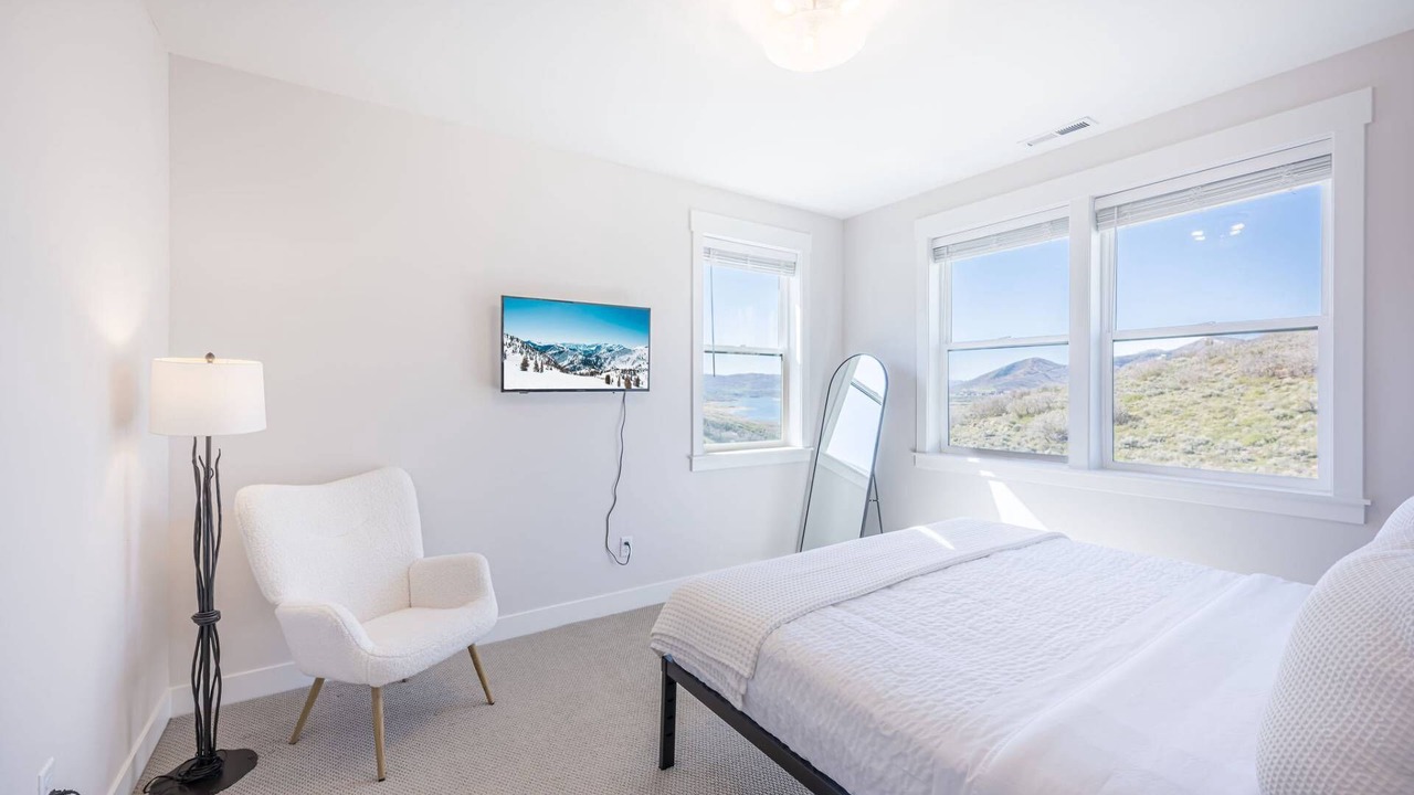 Photo of Bedroom in Deer Mountain