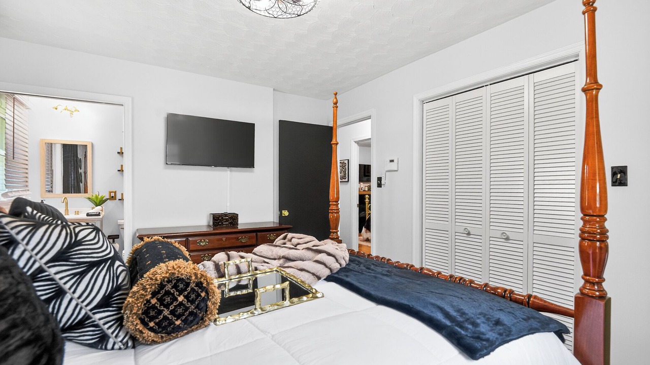Photo of Bedroom in North Newport News