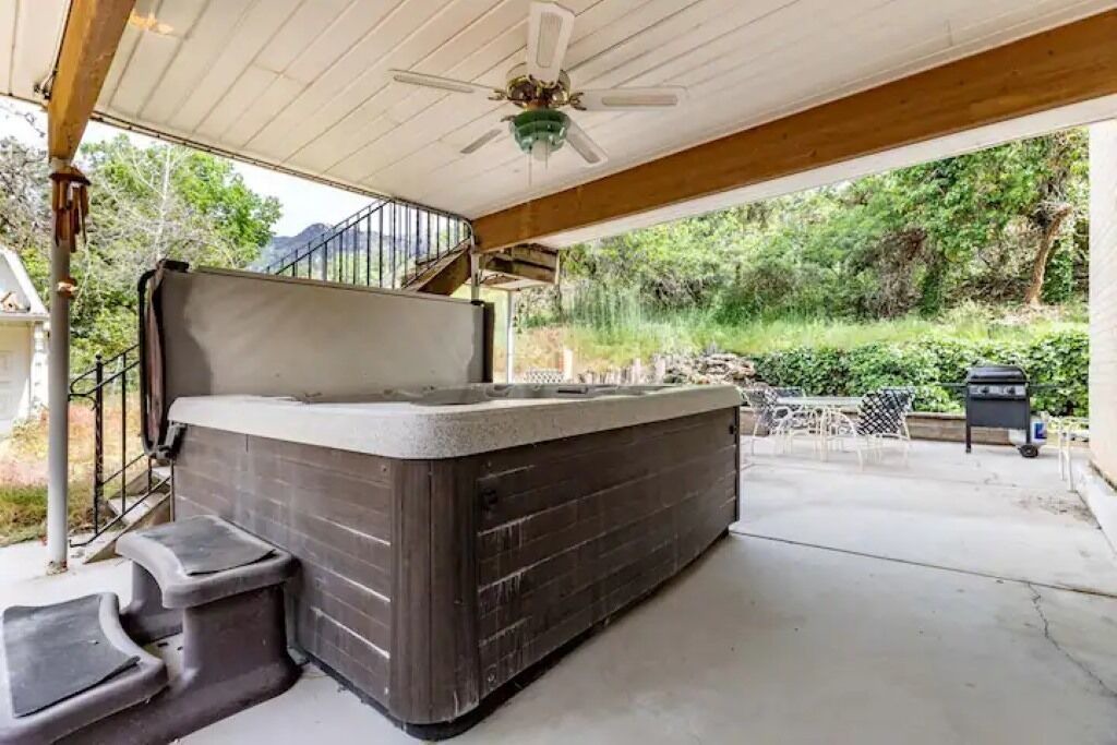 Photo of Outdoor in Sandy