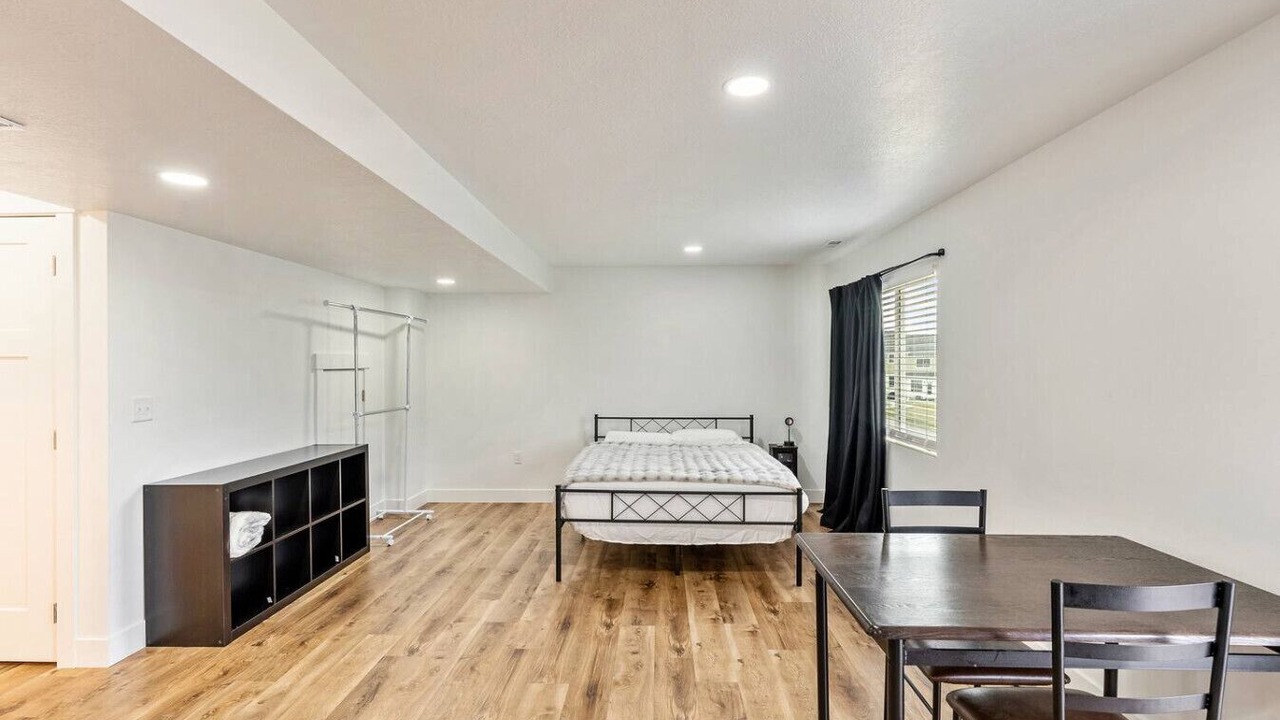 Photo of Bedroom in Saratoga Springs