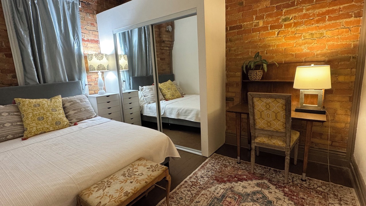 Photo of Bedroom in East Central