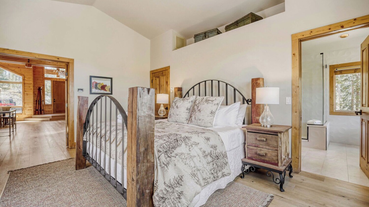 Photo of Bedroom in Warrior's Mark West