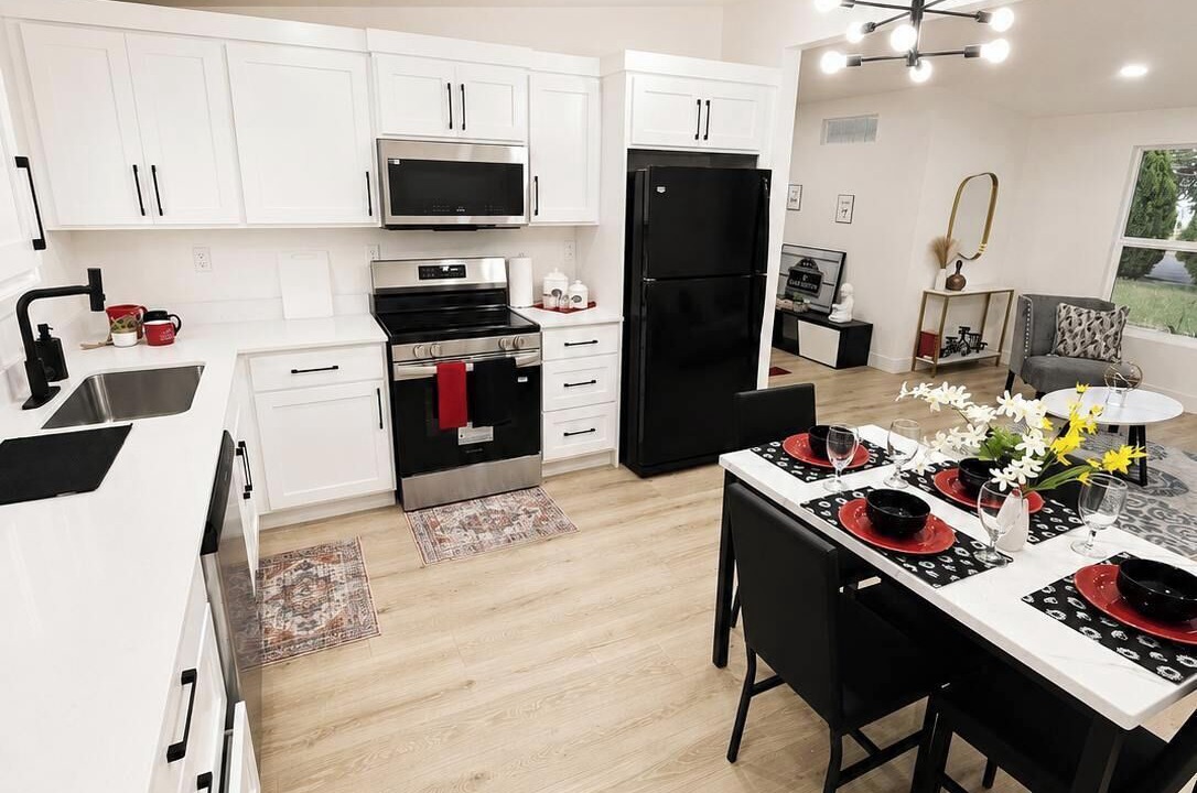 Photo of Kitchen in Sandy