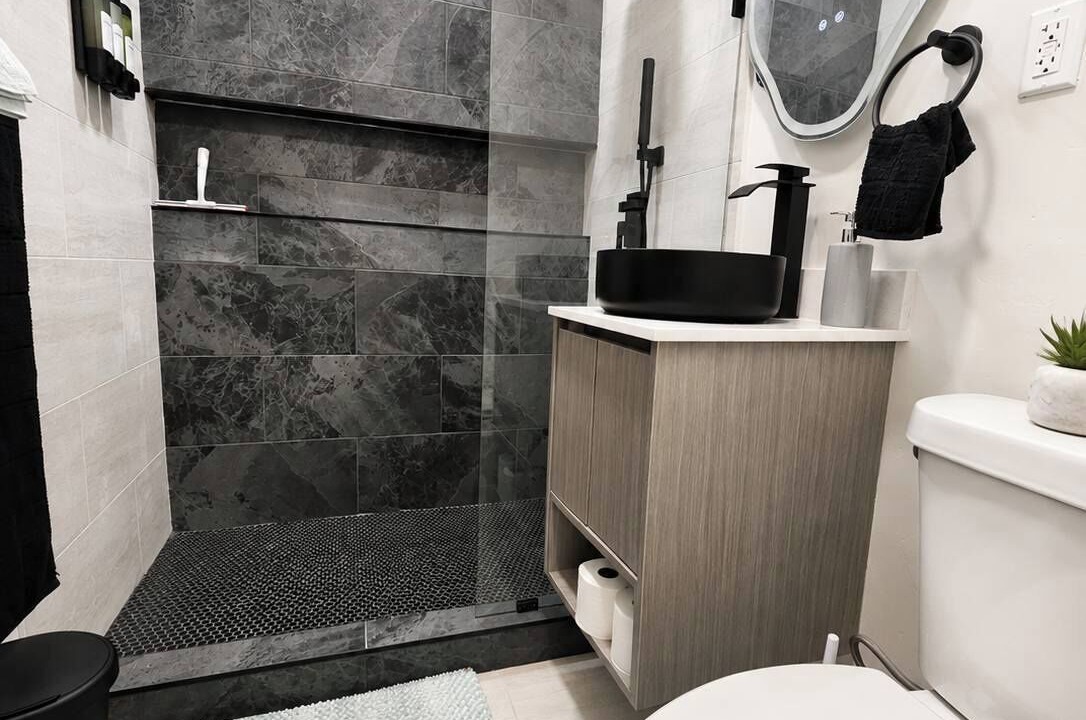 Photo of Bathroom in Sandy