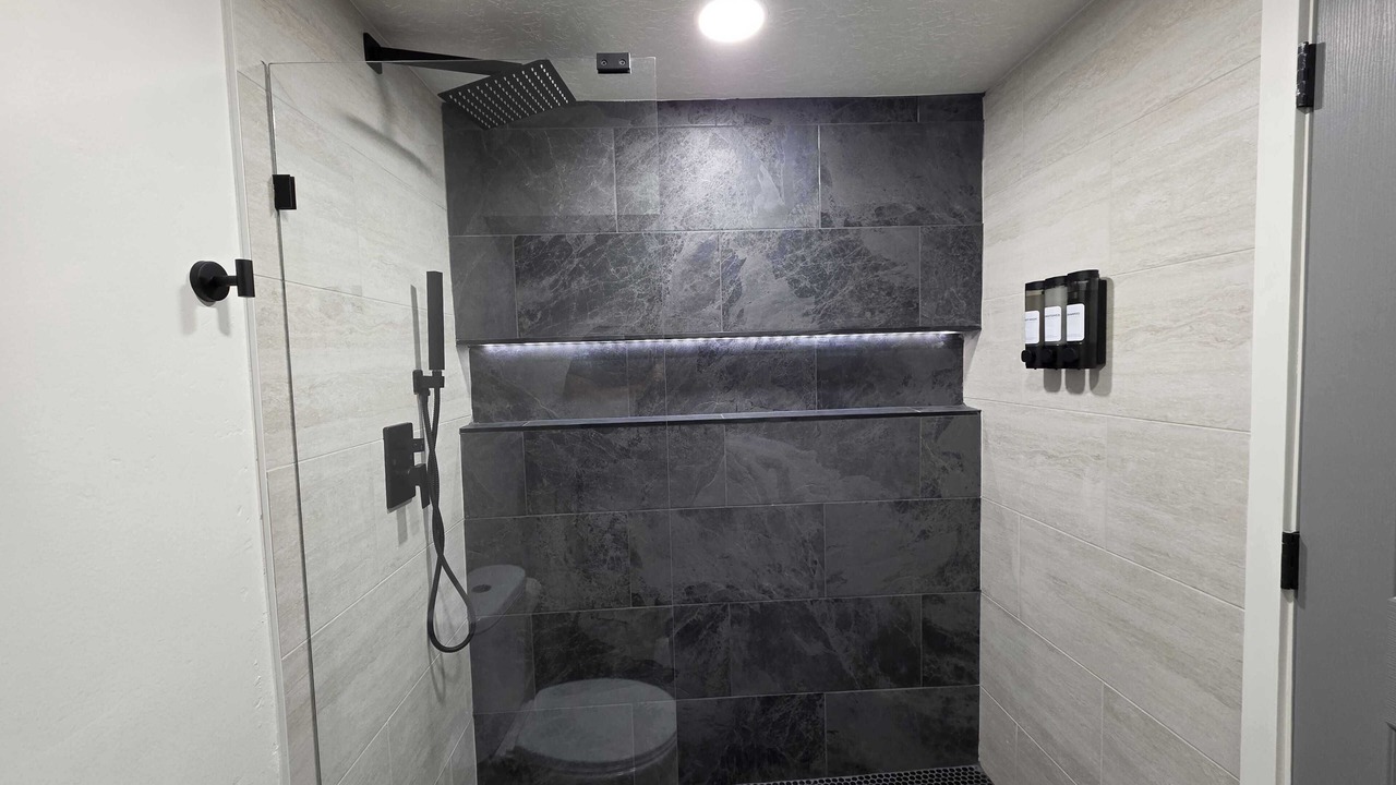 Photo of Bathroom in Sandy
