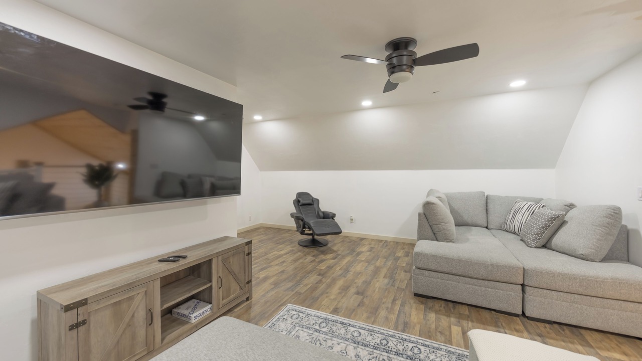 Photo of Livingroom in Big Bear