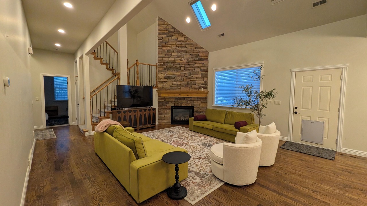 Photo of Livingroom in Spanish Fork