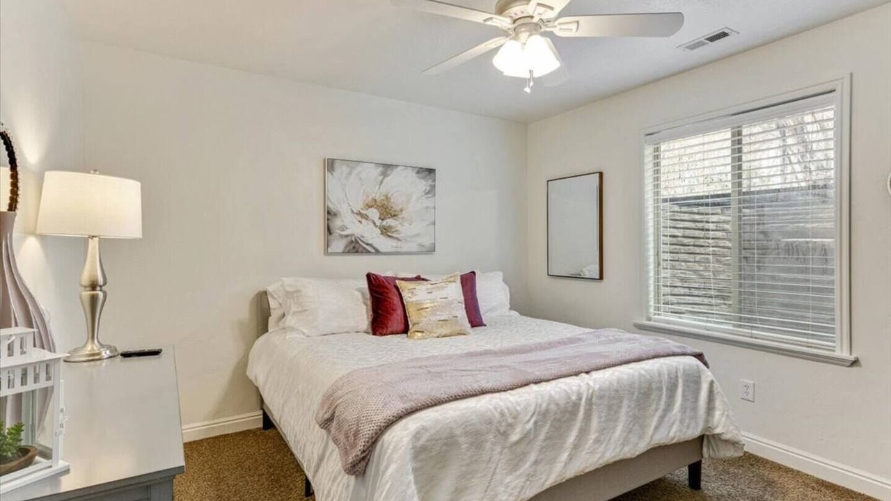 Photo of Bedroom in Orchard North