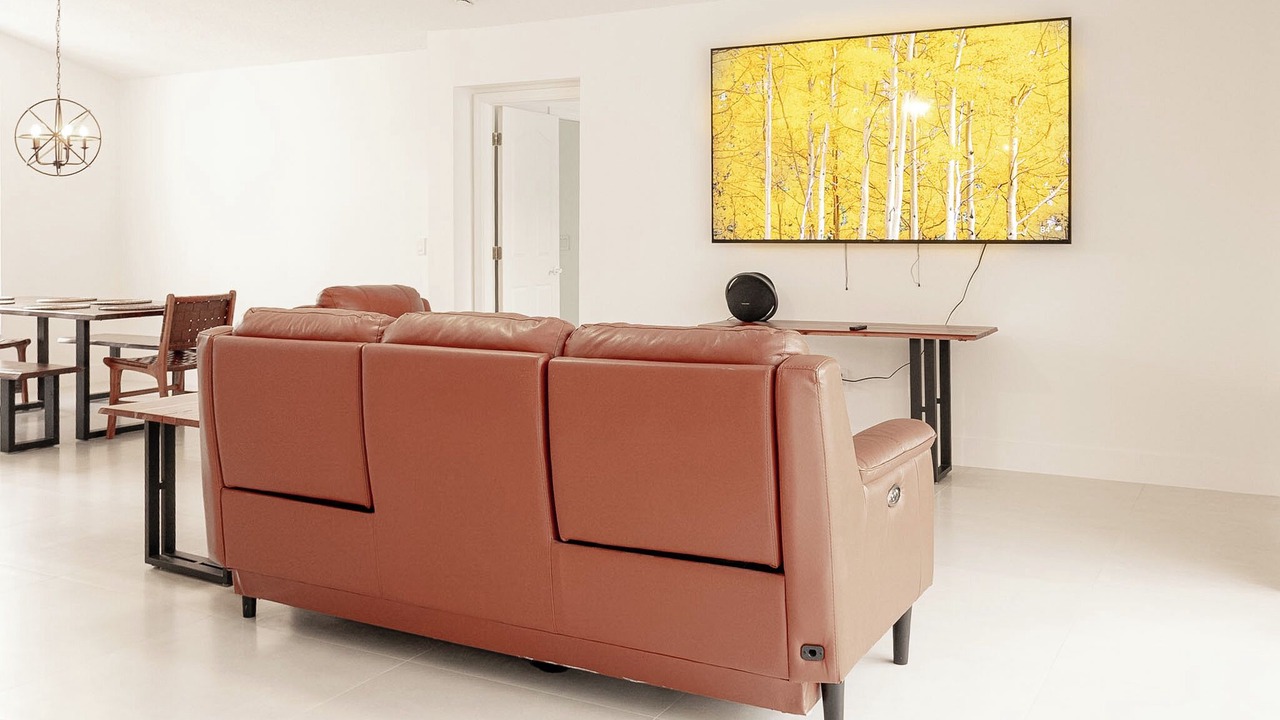 Photo of Livingroom in Brooksville