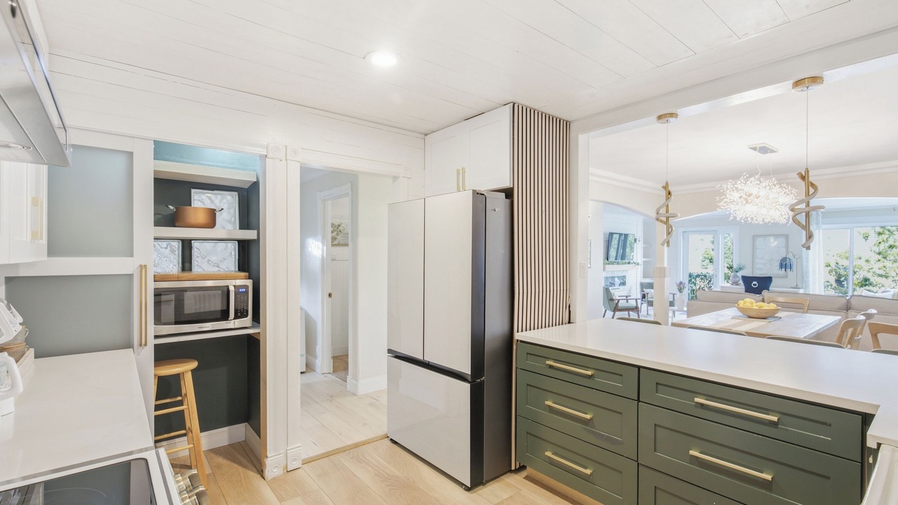 Photo of Kitchen in Southeast Magnolia